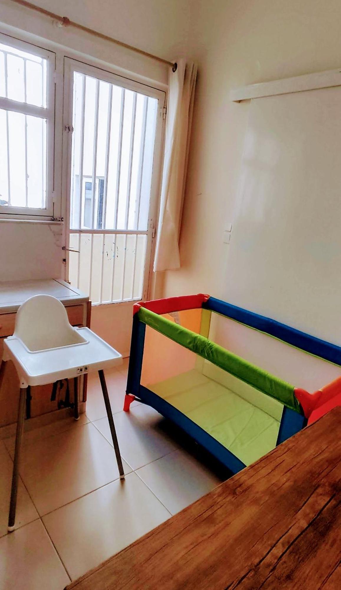 Next To Metro! Bright Apartment With Fully Equipped Kitchen Athen Eksteriør billede